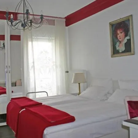 Garni Brunnenhof Gasthof Schwandorf in Bayern